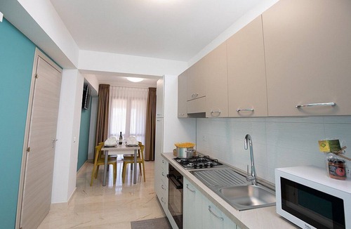 Balestrate House | Casa Marinara I: A modern and graceful apartment situated at a short distance from the beach, with Free WI-FI.