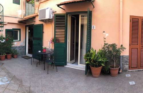 Ognina House | Casa Maya Catania Ognina waterfront CIN: IT087015C2VV8HVJ93