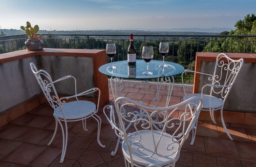 Belpasso Villa | Casa Museo A 'Rina, on the slopes of Mt Etna with panoramic views and free WiFi