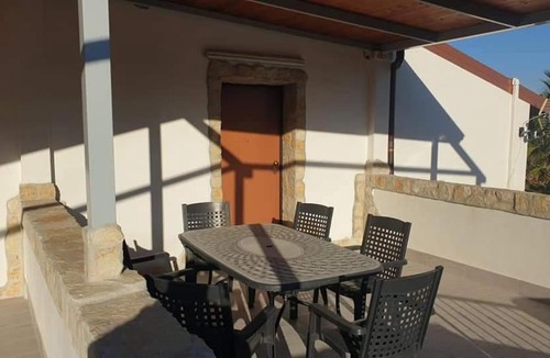 Borgo Bonsignore Apartment | Casa Nettuno in Villa Marisa