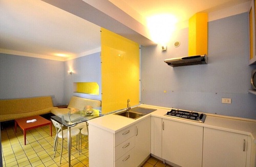 Milazzo House | Casa Ntoni A: A modern and graceful apartment situated at a short distance from the beach, with Free WI-FI.