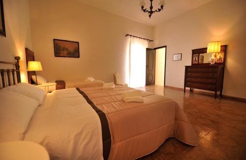 Pietraperzia House | Casa Piazza Grande