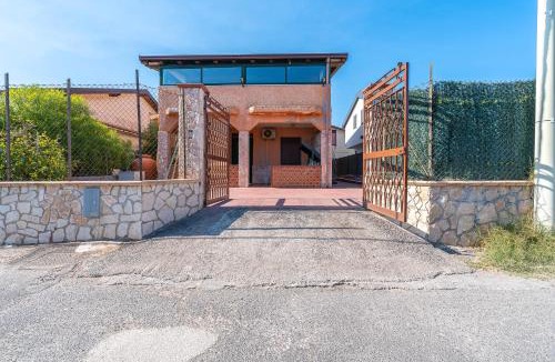 Agnone Bagni Apartment | Casa Pina a due passi dal mare