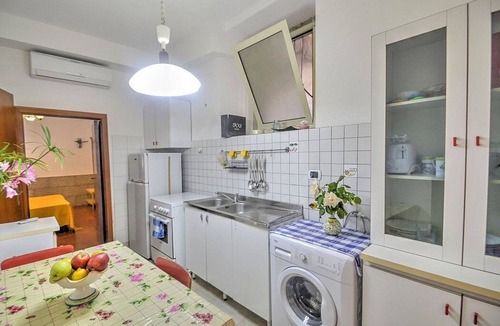 Letojanni House | Casa Sabbiolina C: A welcoming apartment situated at a short distance from the beach, with Free WI-FI.