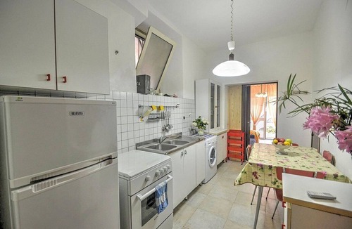 Letojanni House | Casa Sabbiolina C: A welcoming apartment situated at a short distance from the beach, with Free WI-FI.