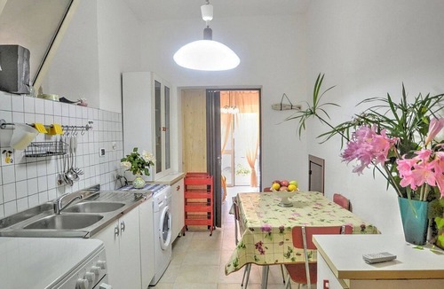 Letojanni House | Casa Sabbiolina C: A welcoming apartment situated at a short distance from the beach, with Free WI-FI.