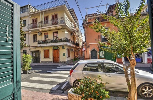 Letojanni House | Casa Sabbiolina C: A welcoming apartment situated at a short distance from the beach, with Free WI-FI.