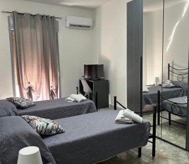 Regalbuto Apartment | Casa Turistica Santa Rosalia