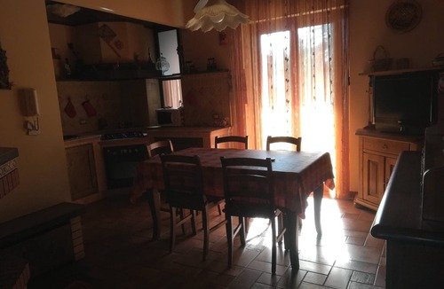 Santa Venerina House | casa vacanza a piedi dell etna