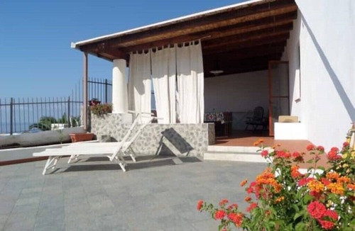 Leni Apartment | Casa Vacanza a Salina Perla Verde
