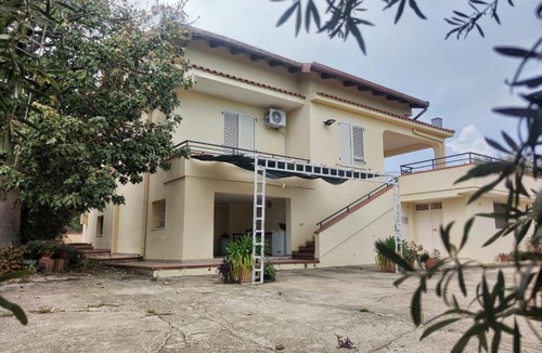 Solarino Villa | CASA VACANZA A SAMPALISA