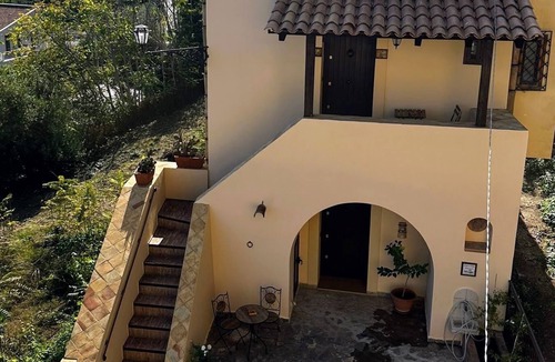 Monreale Apartment | Casale di Sicilia for 4