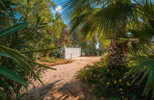 Montevago House | Case Vacanze Pietre Rosse -ALBA