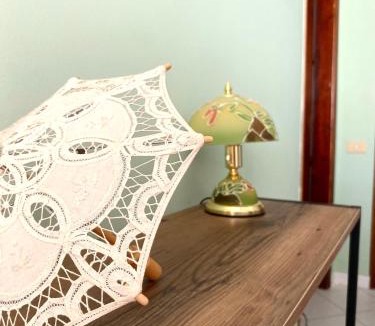 Palazzo Adriano Apartment | Casetta in piazza
