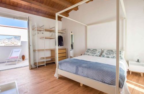 Castellammare Vucciria Apartment | Cassaro Apartment con Terrazza by Wonderful Italy