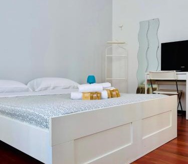 Ruggero Settimo House | Castelnuovo Rooms #Politeama