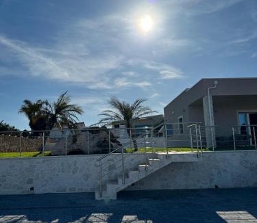 Brucoli Villa | Cava Del Mar