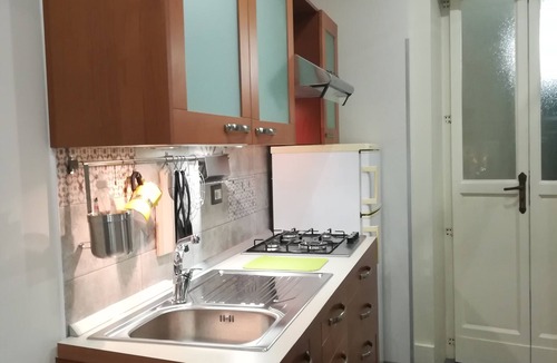 Picanello-Ognina-Barriera-Canalicchio Apartment | Central Station House Riccardo
