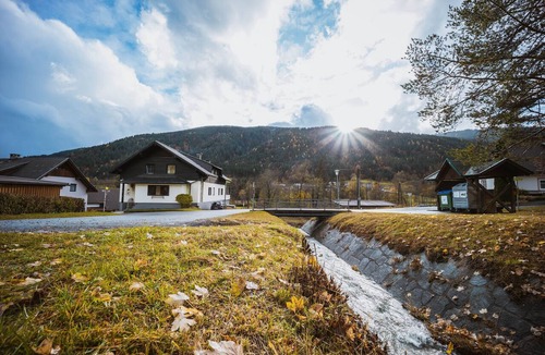 Gitschtal House | Chalet 48 - Holiday home with pool near Nassfeld and many lakes