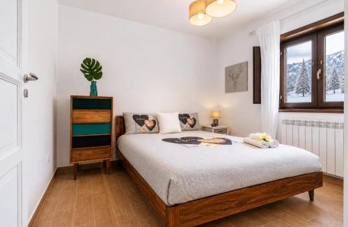 Roccaraso Apartment | Chalet Biancaneve-self checkin-garage-terrazzo-WiFi