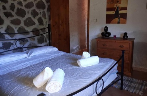 Rovittello Ski Chalet | Chalet "Villa Vecchio" with Mountain View, Private Pool & Wi-Fi