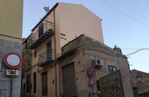 Pollina House | CHARACTERISTIC HOUSE IN THE HILLS ON TWO LEVELS COMPLETELY RENOVATED