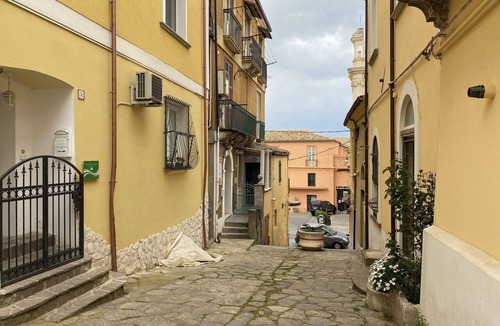 Vibo Valentia Apartment | Charming 2-bedroom apartment with AC in Vibo Valentia