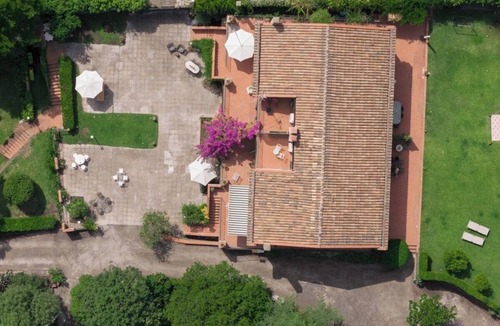 Zafferana Etnea House | Charming 3-bedroom country house with Jacuzzi and tank pool