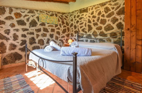 Rovittello House | Charming rustic cottage with pool.
