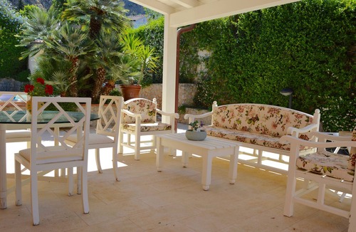 Palermo Villa | Charming villa with pool in Mondello, luxury, comfort, relaxation, beach and tennis!