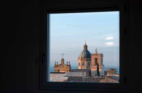 Alcamo Historic Center Apartment | Cielo D'Alcamo vacation homes - Cielo