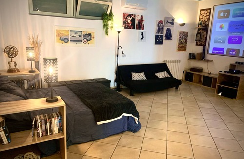 Picanello-Ognina-Barriera-Canalicchio Apartment | Cinema Open-space
