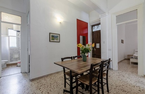 Palermo Apartment | City Center Roomy&Bright Apartment x7! Free WI-FI