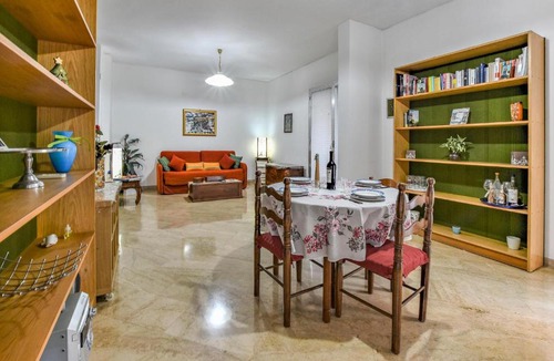 Ruggero Settimo Apartment | City home
