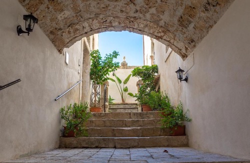 Noto Historic Centre Apartment | Civico 27