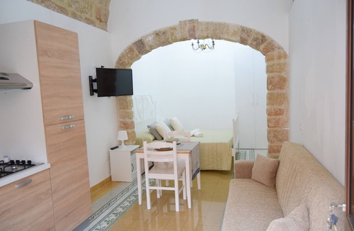 Terrasini House | Comfortable apartment near the sea and near Palermo, Sicily