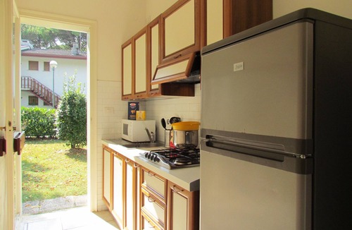 Bibione Pineda Villa | Comfy villa with charming garden