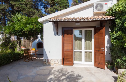 Valderice House | Conchiglia Studio on the beach
