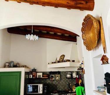 Erice Apartment | Cortile Padre Vincenzo