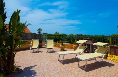 Solfarelli House | Costa Mediterranea Holiday Homes