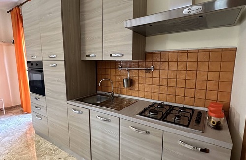 Gela Apartment | Cosy Abode: Apartment in the Square with View, Kitchen, and Exclusive Terrace