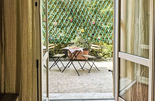 Lagaccio Apartment | Cosy apartment for 4 guests with WIFI, TV and terrace