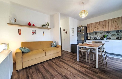 Campofelice di Roccella Apartment | Cosy apartment for 2 people with private pool, WIFI, A/C, TV and terrace