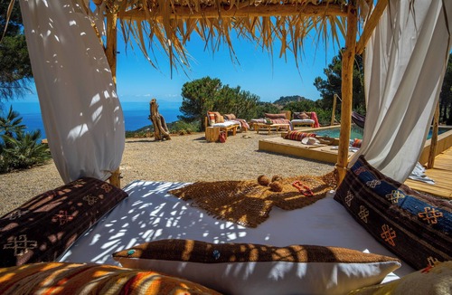 Old Town Villa | COTTAGE RENTAL WITH PRIVATE POOL BY THE SEA CEFALù SICILY ITALY