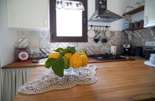 Avola House | Country house with panoramic views of the east coast of Sicily.