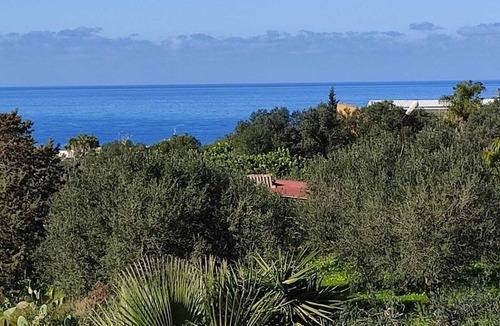 Partinico House | countryhouse Santo surrounded with olive trees very relaxing, sea view