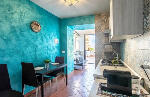 Santa Venerina Apartment | Cozy apartment in Santa Venerina with house a mountain view