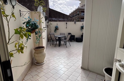 Borgo-Sanzio Apartment | Cozy apartment in the center, suitable for groups or families, with terrace.