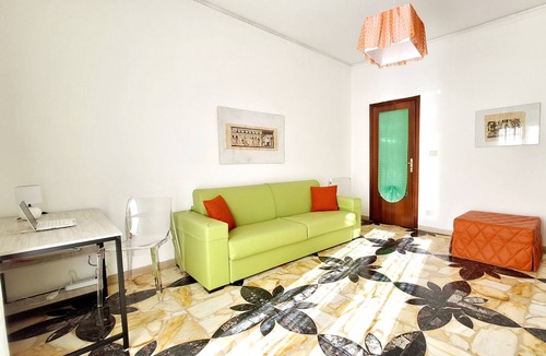 Riposto Apartment | Cozy comfortable apartment for families, also numerous, near the sea