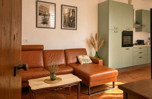Militello in Val di Catania House | Cozy home in Militello in Val di Ca with WiFi